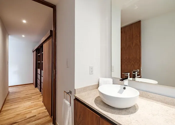New La Condesa By Viato *